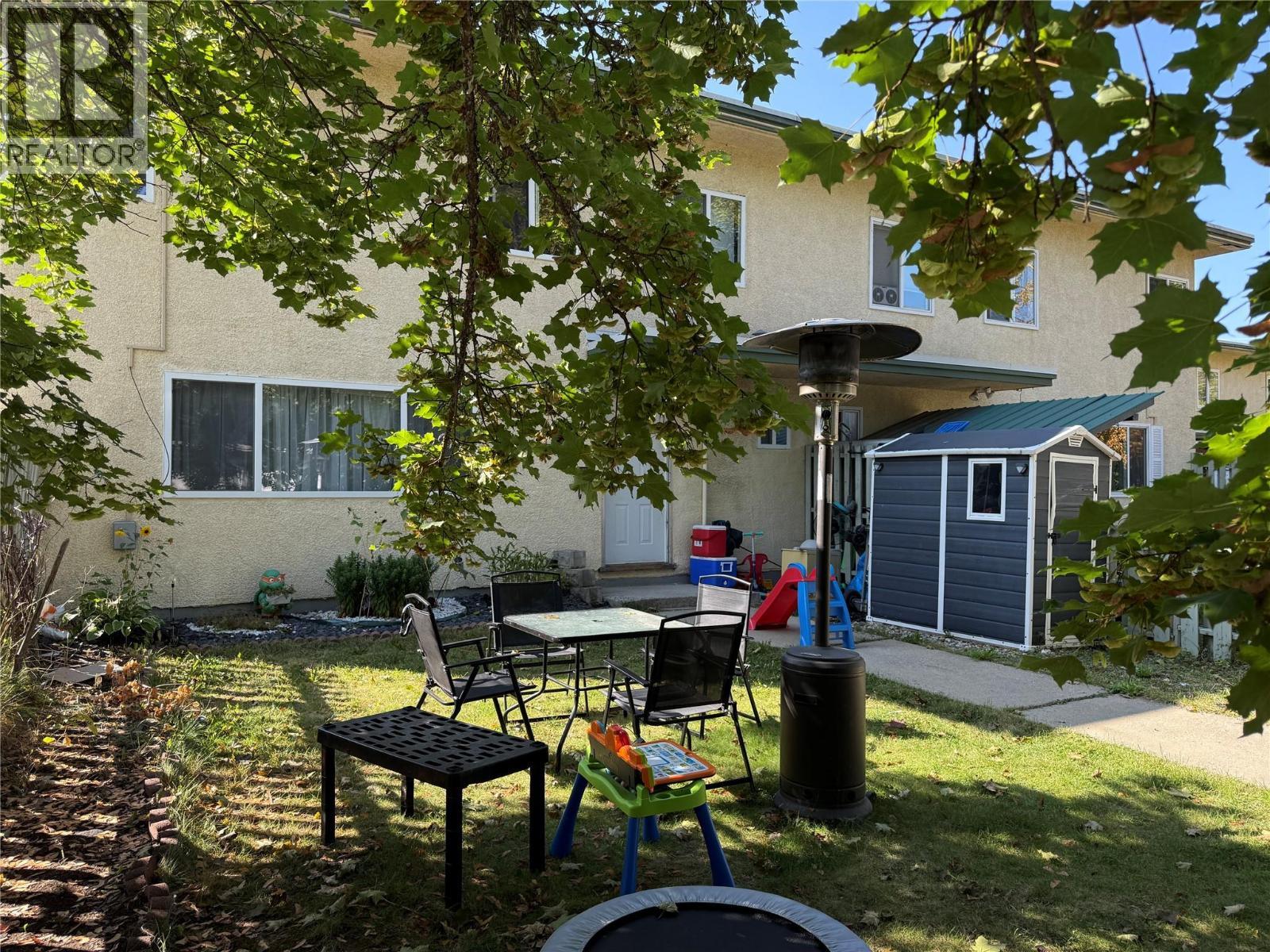 455 Richards Street W, Nelson, BC - Outdoor