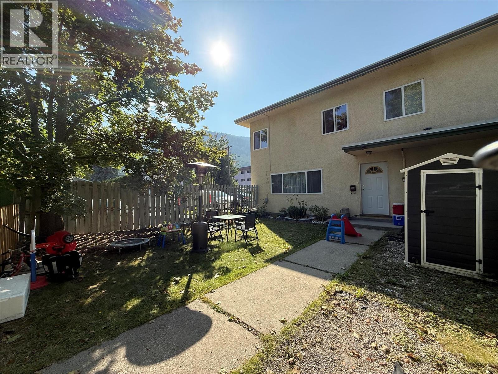 455 Richards Street W, Nelson, BC - Outdoor