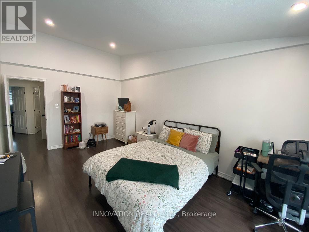 16 Santa Cruz Private, Ottawa, ON - Indoor Photo Showing Bedroom