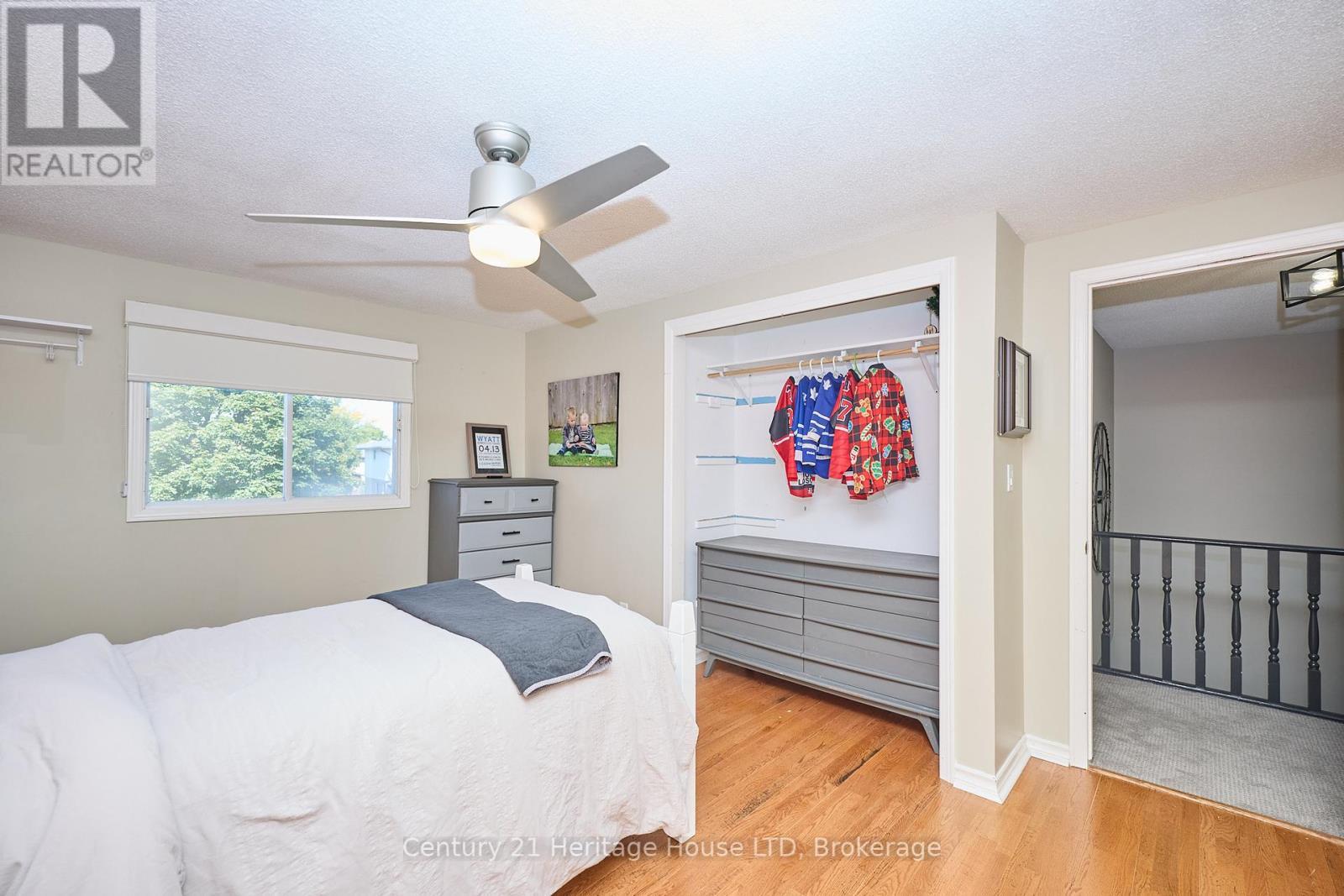 57 Keefer Road, Thorold (Confederation Heights), ON - Indoor Photo Showing Bedroom
