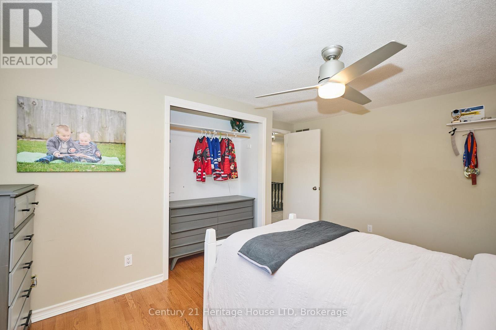57 Keefer Road, Thorold (Confederation Heights), ON - Indoor Photo Showing Bedroom