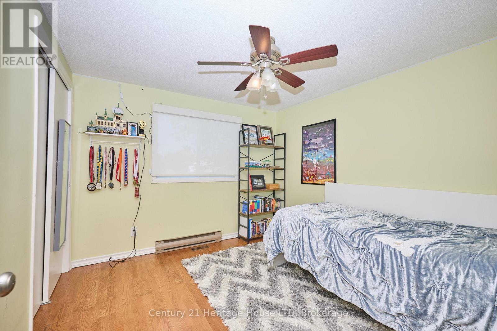 57 Keefer Road, Thorold (Confederation Heights), ON - Indoor Photo Showing Bedroom
