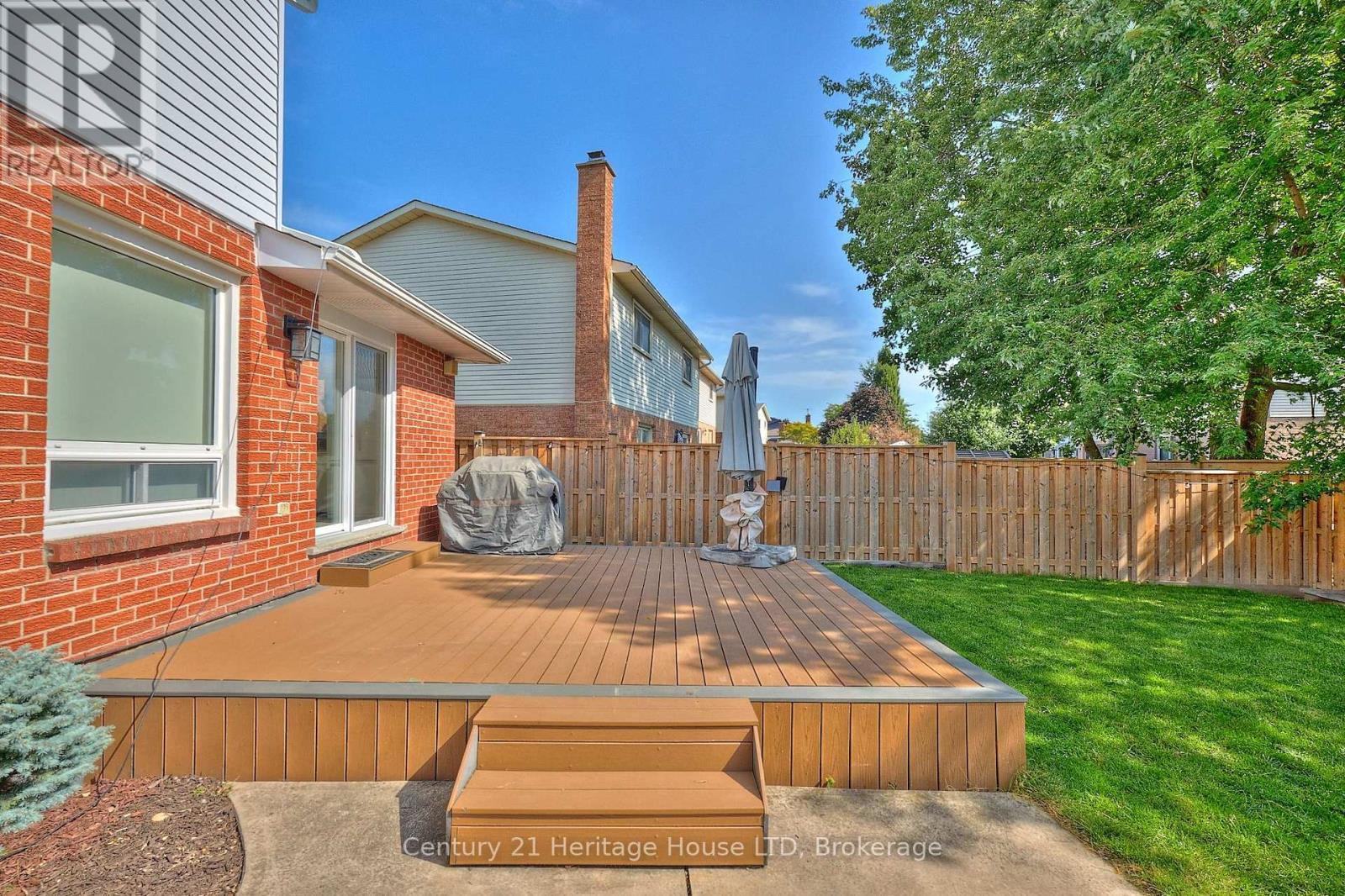 57 Keefer Road, Thorold (Confederation Heights), ON - Outdoor With Deck Patio Veranda