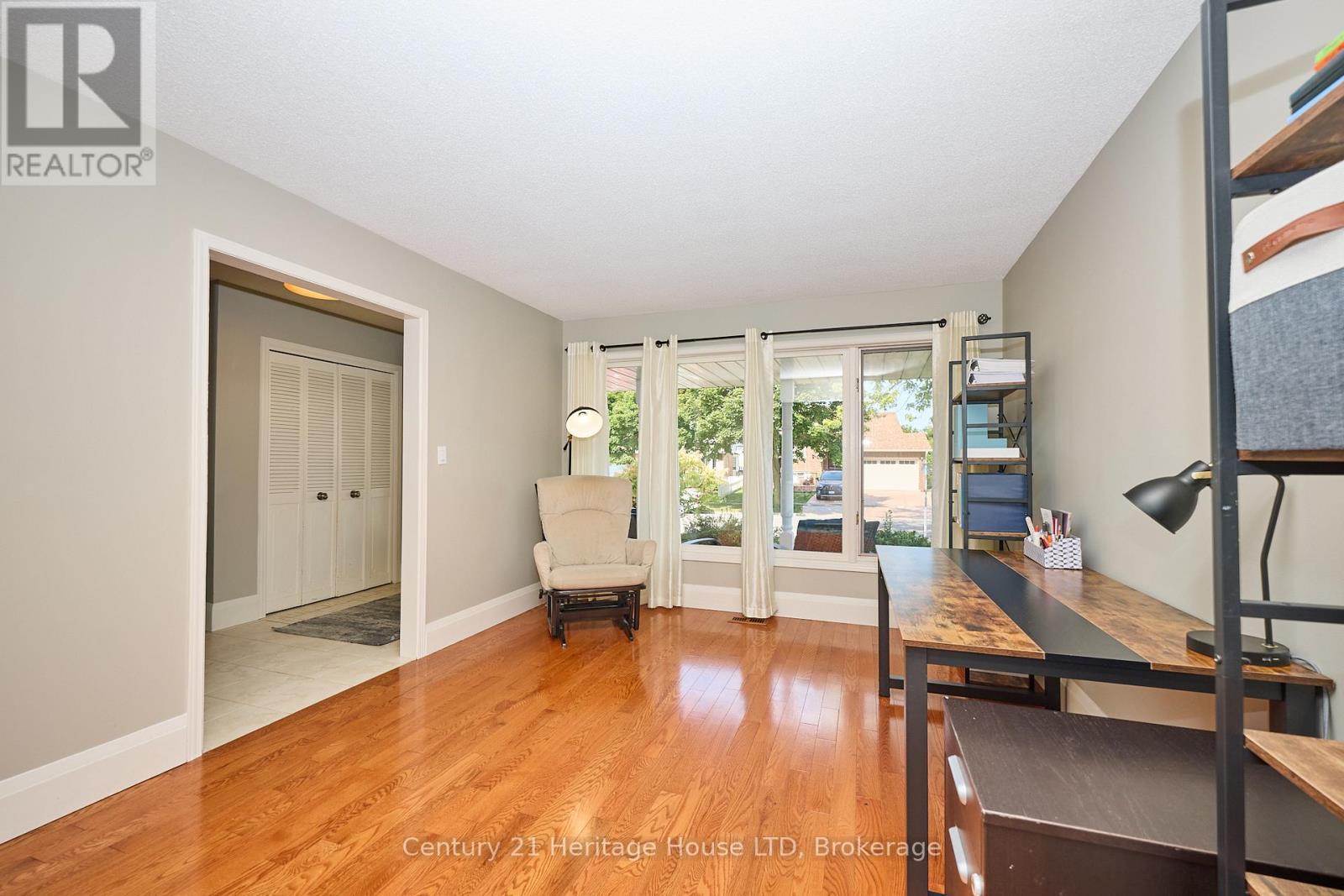 57 Keefer Road, Thorold (Confederation Heights), ON - Indoor