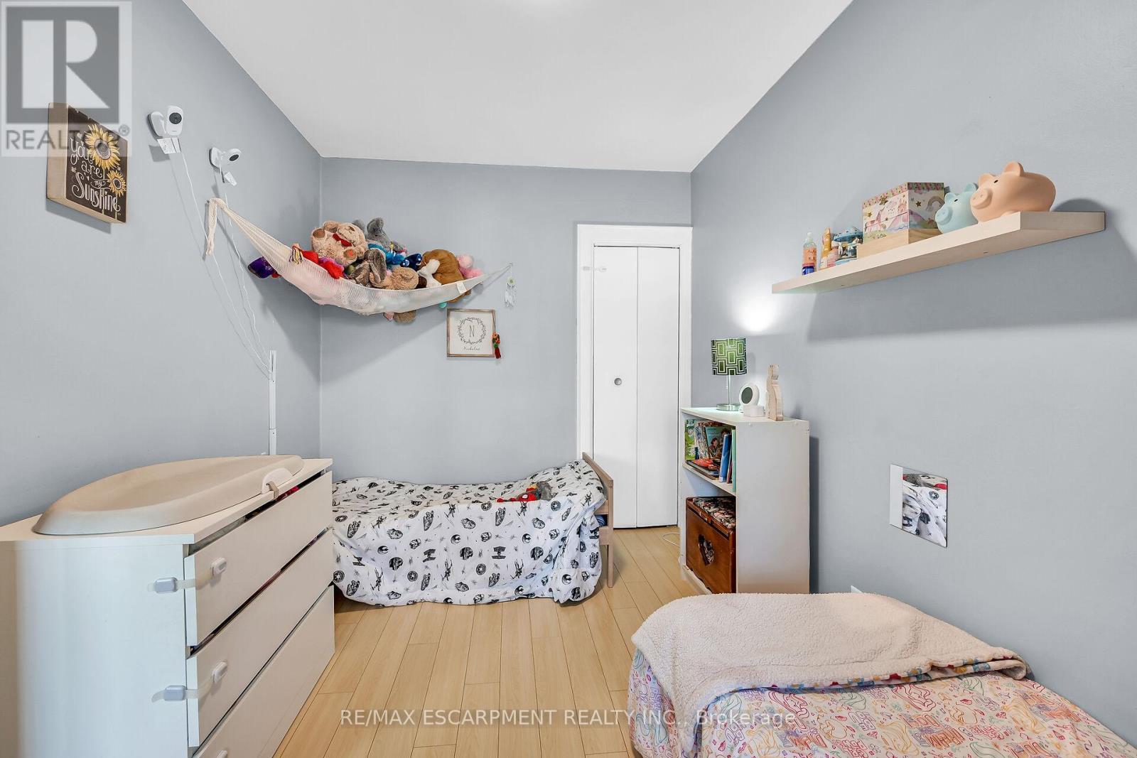 244 Cope Street, Hamilton, ON - Indoor Photo Showing Bedroom