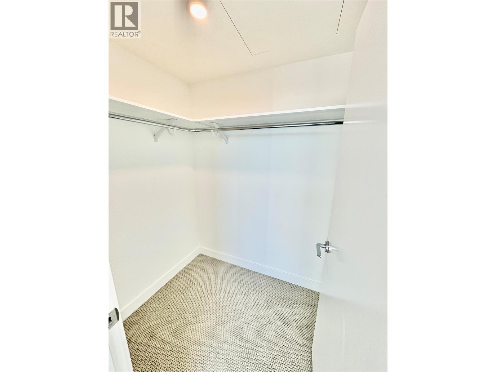 1488 Bertram Street Unit# 2110, Kelowna, BC - Indoor With Storage