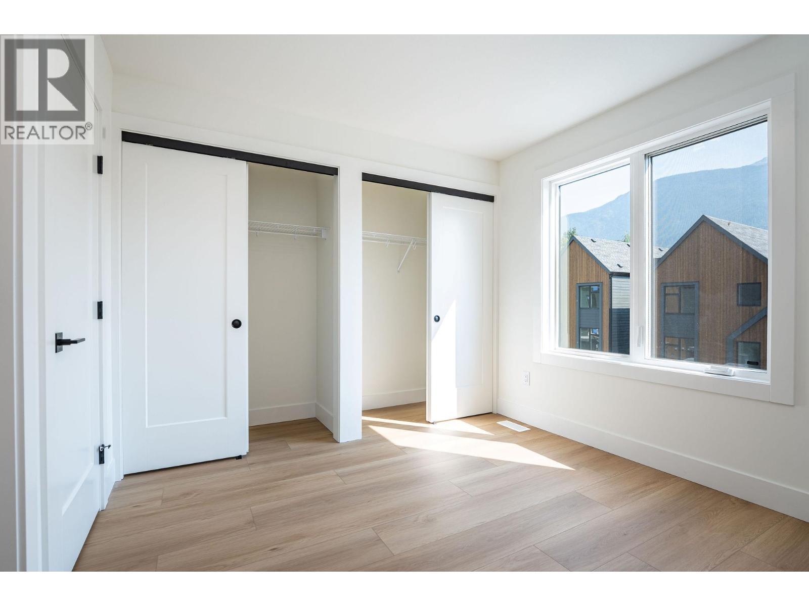 416 Humbert Street Unit# 5, Revelstoke, BC - Indoor Photo Showing Other Room