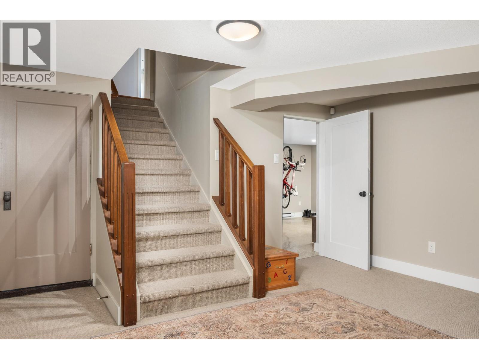 2202 26 Street, Vernon, BC - Indoor Photo Showing Other Room