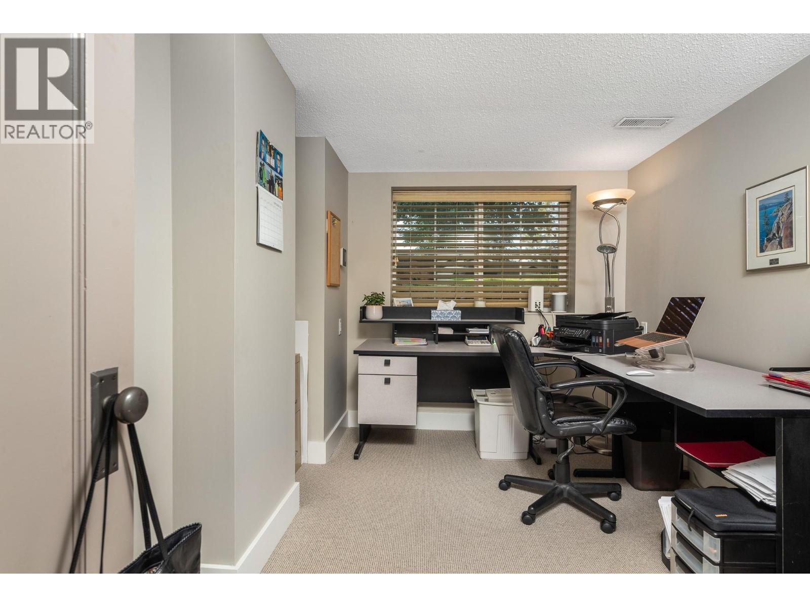 2202 26 Street, Vernon, BC - Indoor Photo Showing Office
