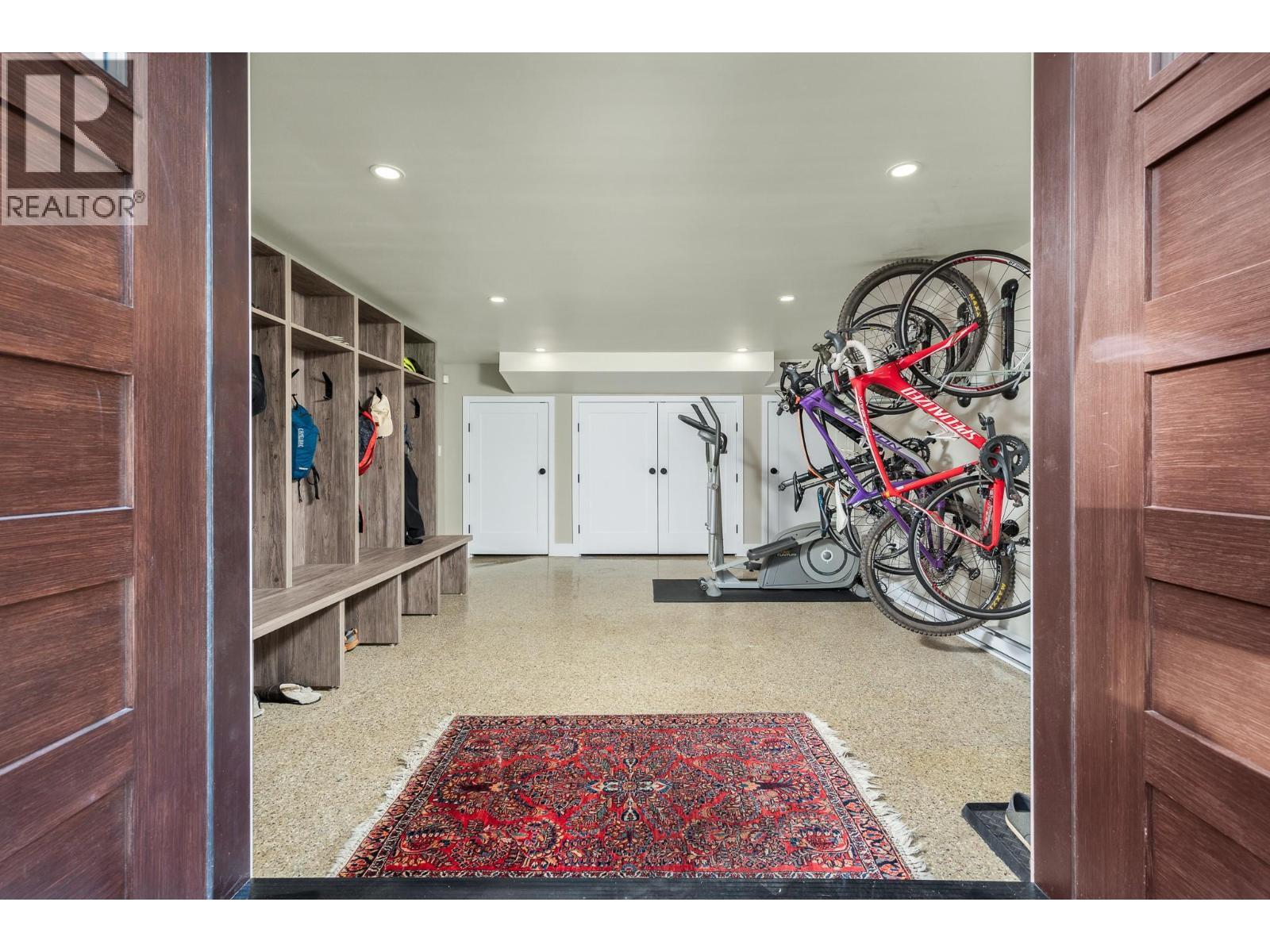 2202 26 Street, Vernon, BC - Indoor Photo Showing Other Room