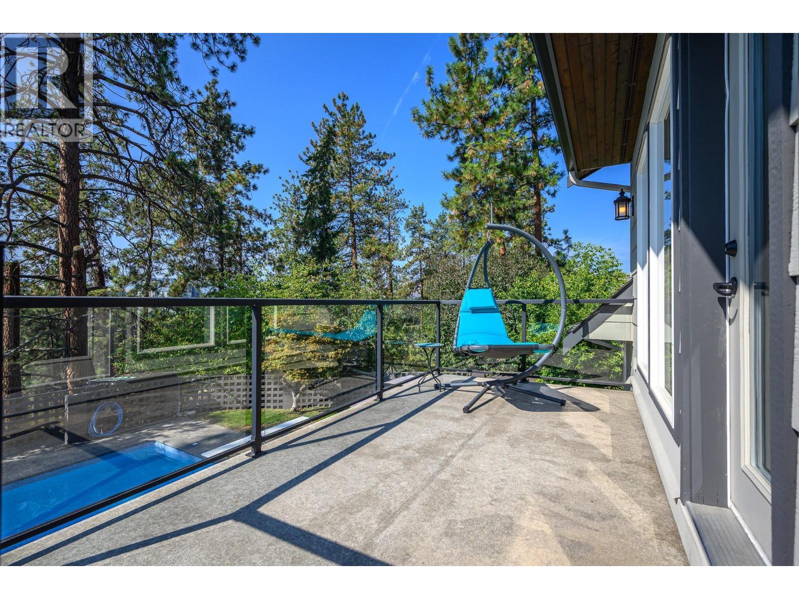 2202 26 Street, Vernon, BC - Outdoor