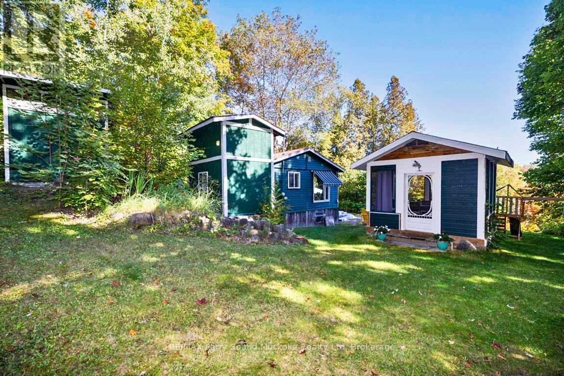 78 Captain Estates Road, Whitestone (Hagerman), ON - Outdoor