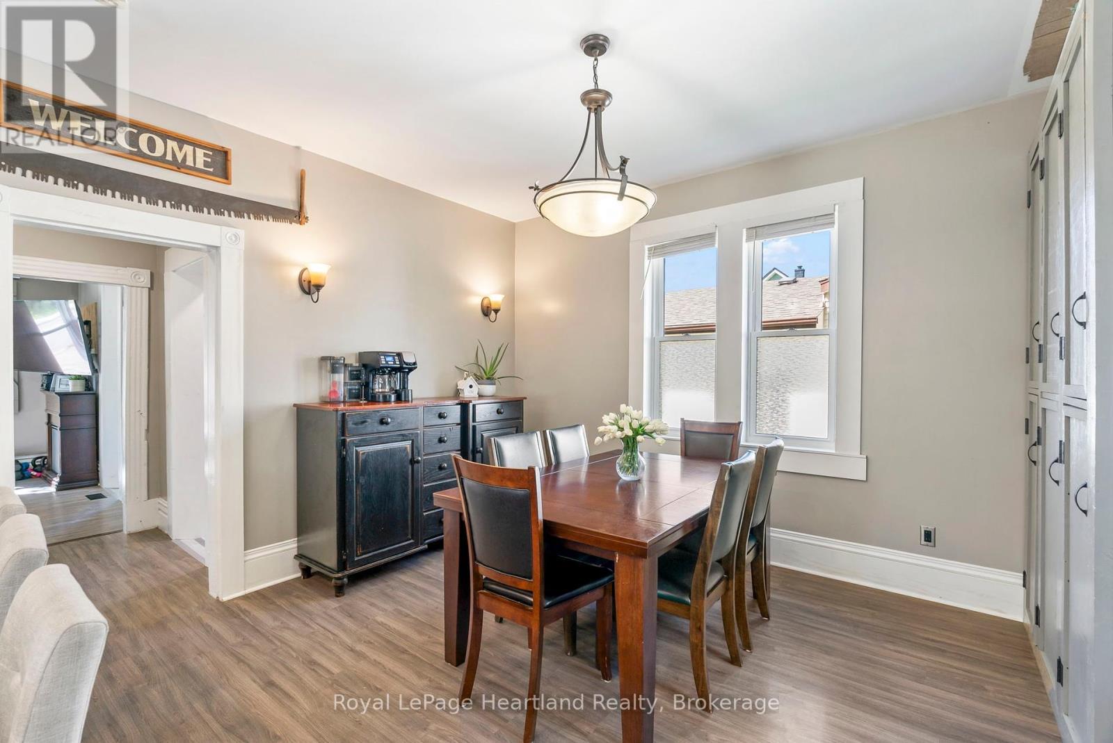 555 Raglan Street, Minto, ON - Indoor Photo Showing Dining Room