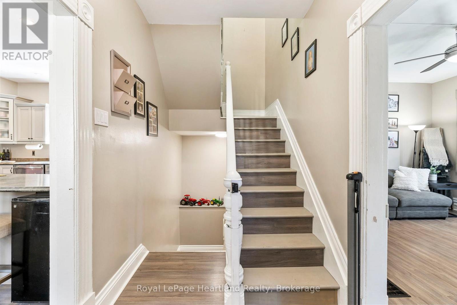 555 Raglan Street, Minto, ON - Indoor Photo Showing Other Room