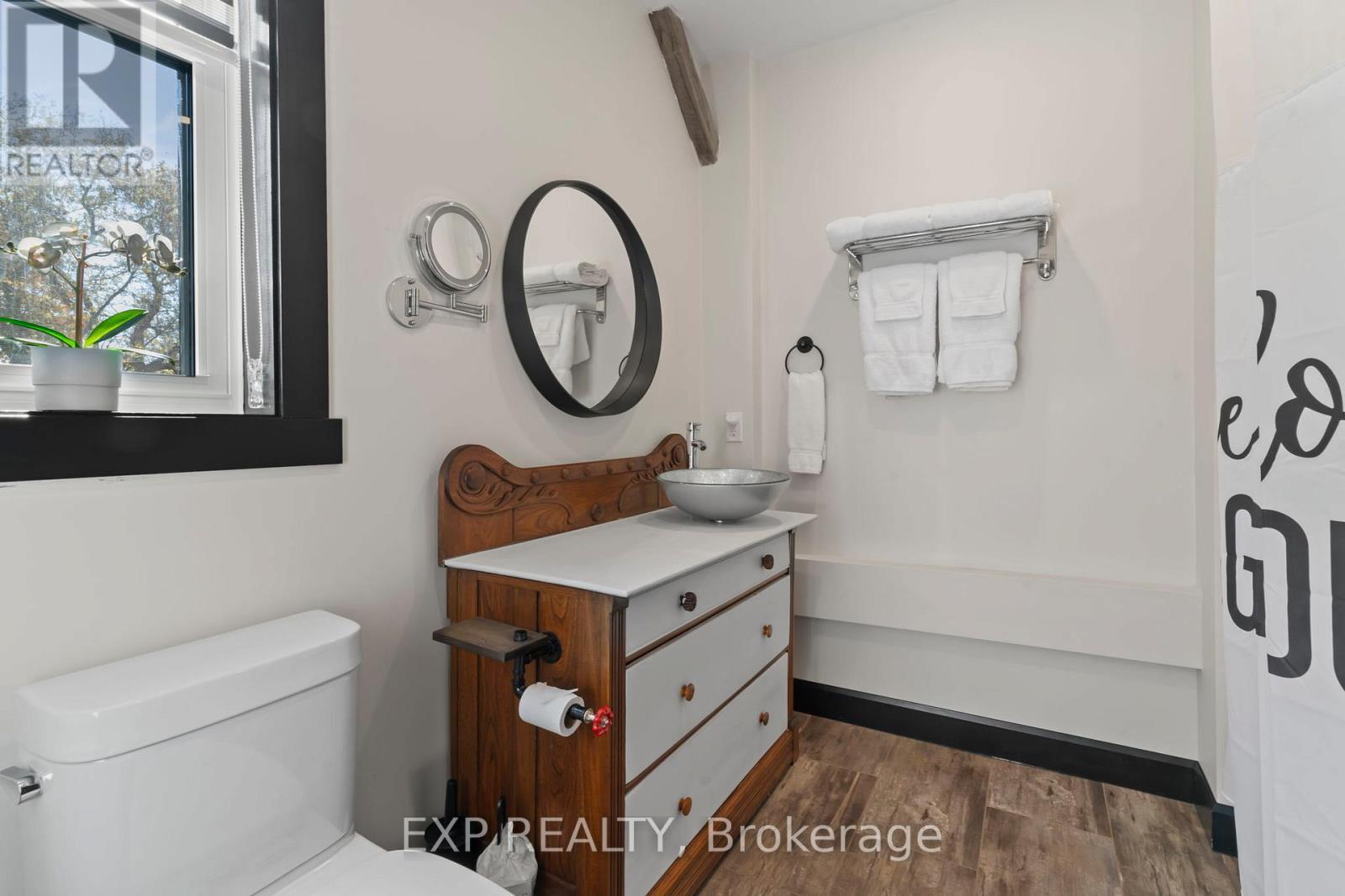 33 Andrew Street, South Bruce, ON - Indoor Photo Showing Bathroom