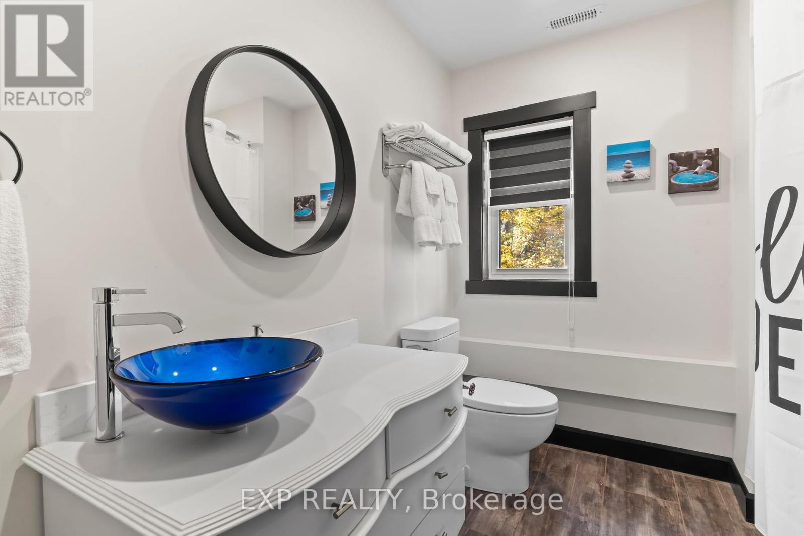 33 Andrew Street, South Bruce, ON - Indoor Photo Showing Bathroom