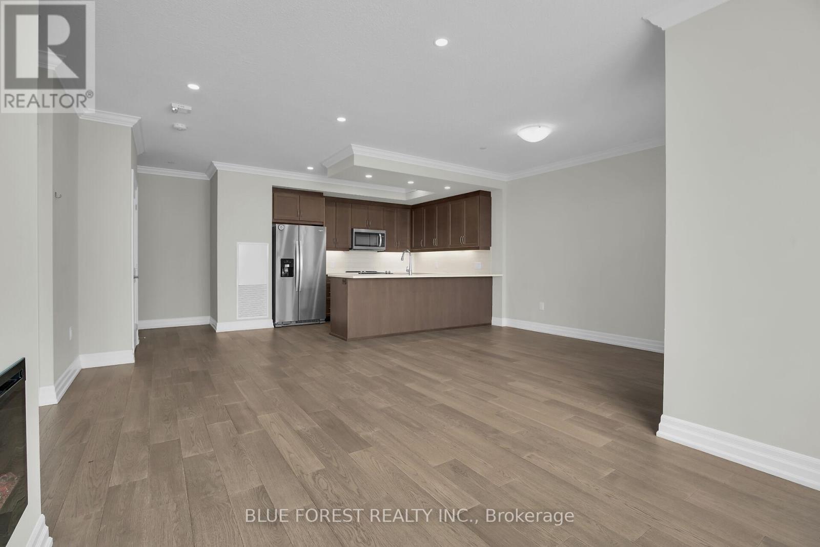 107 - 460 Callaway Road, London North (North R), ON - Indoor Photo Showing Kitchen