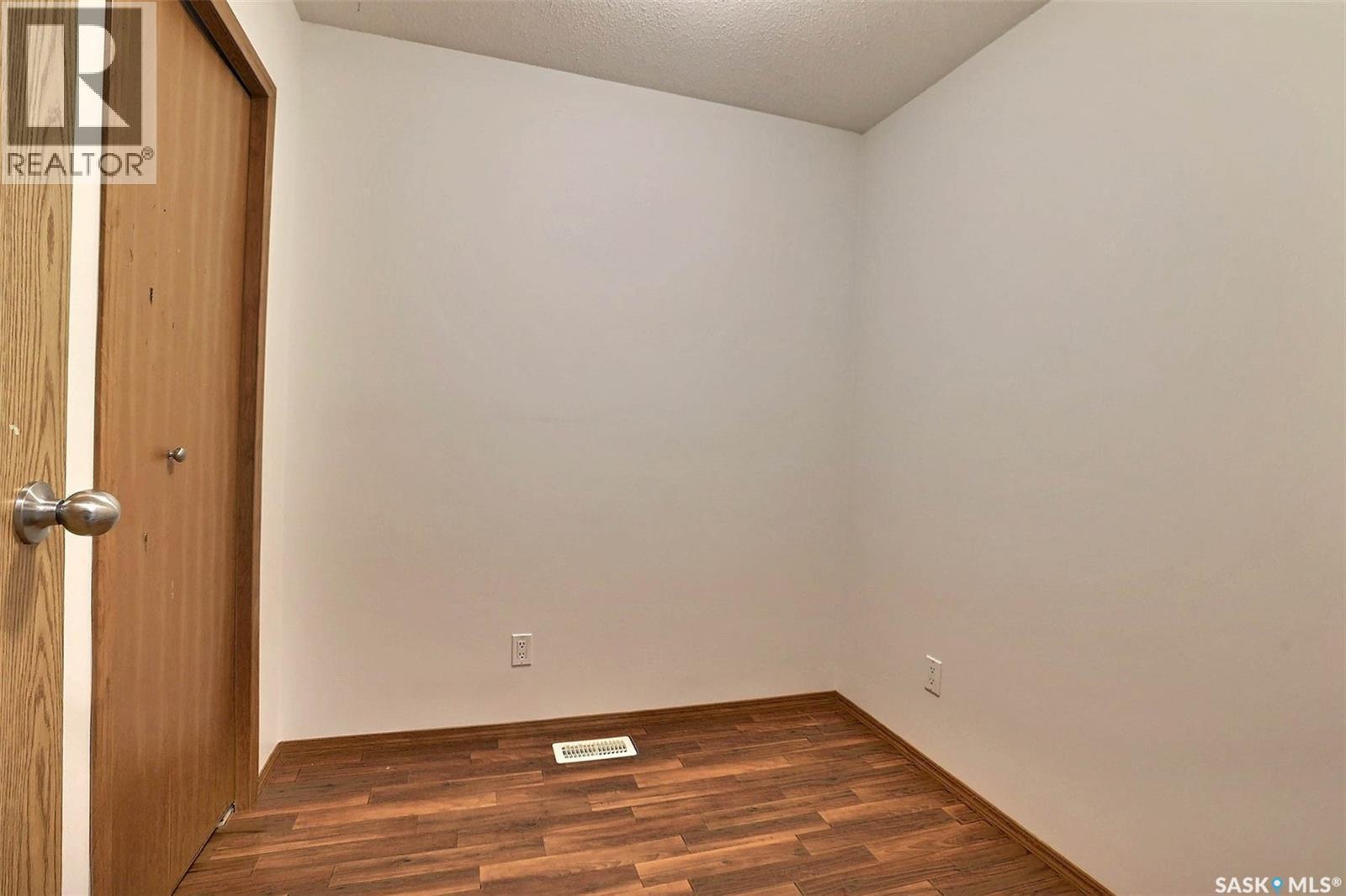 348 Robinson Street, Regina, SK - Indoor Photo Showing Other Room