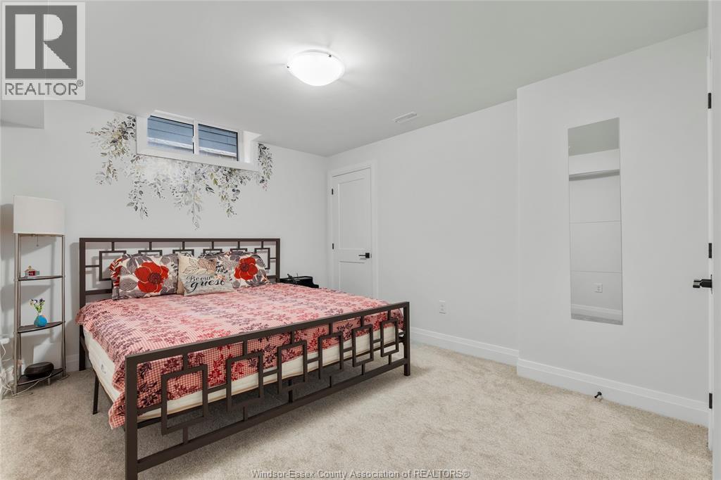 395 Caserta, Lakeshore, ON - Indoor Photo Showing Bedroom