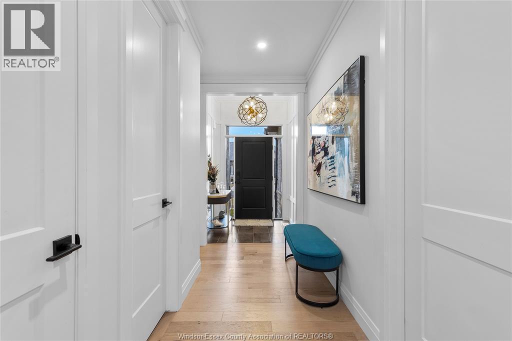 395 Caserta, Lakeshore, ON - Indoor Photo Showing Other Room