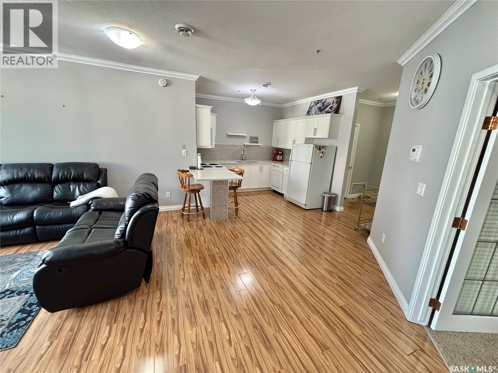 503 1867 Hamilton Street, Regina, SK - Indoor