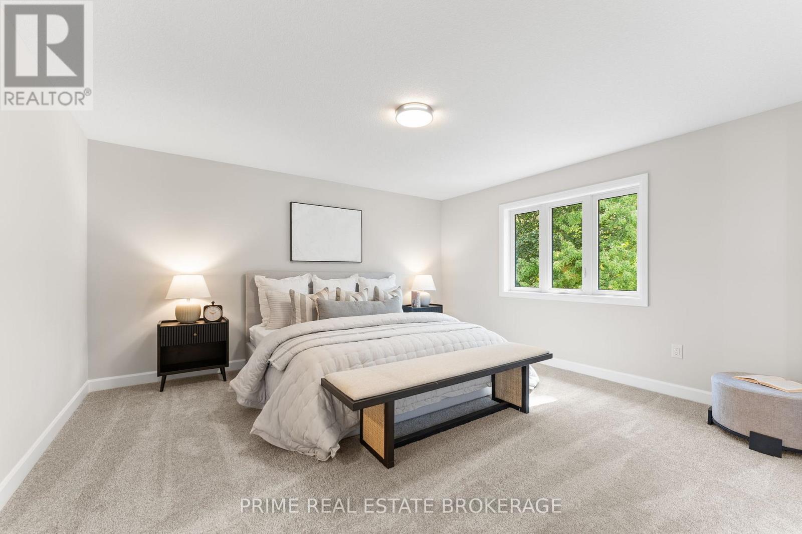 5 - 177 Chestnut Street, Lucan Biddulph (Lucan), ON - Indoor Photo Showing Bedroom