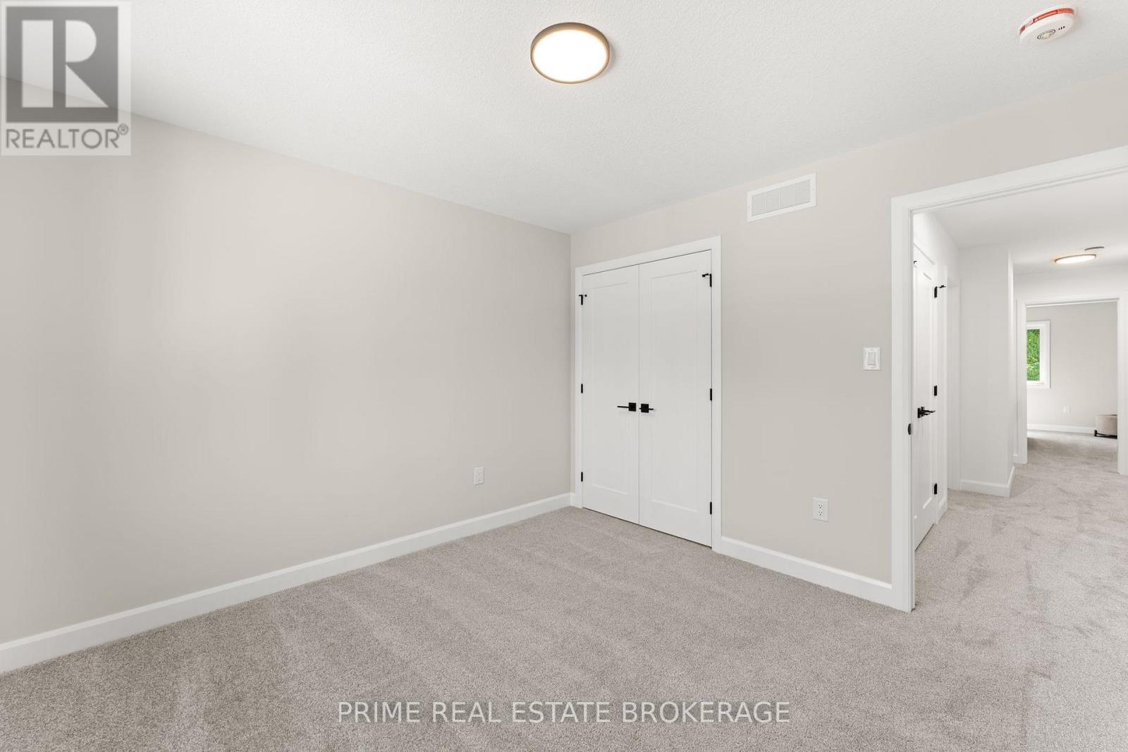 5 - 177 Chestnut Street, Lucan Biddulph (Lucan), ON - Indoor Photo Showing Other Room