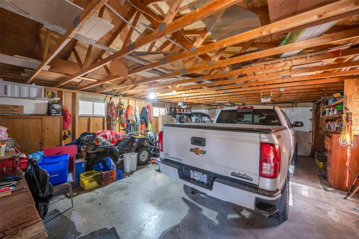 234 Twin Lakes Road, Kaleden, BC - Indoor Photo Showing Basement