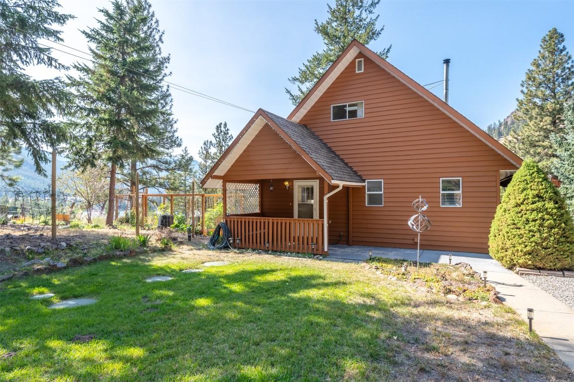 234 Twin Lakes Road, Kaleden, BC - Outdoor