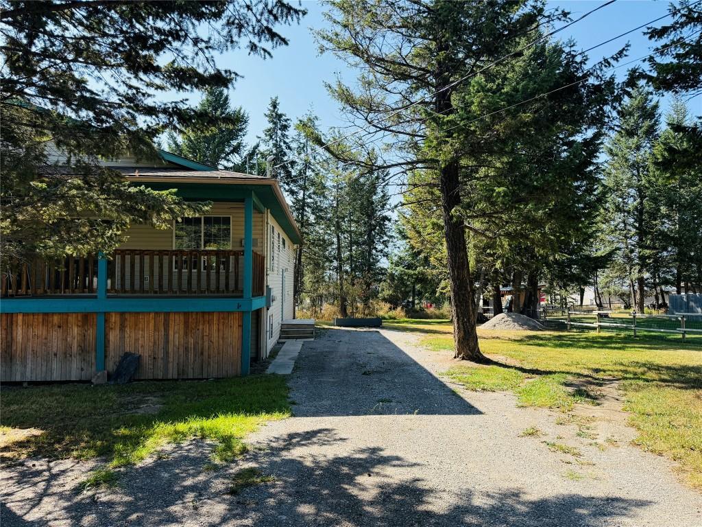 1B Wolf Crescent, Windermere, BC - Outdoor