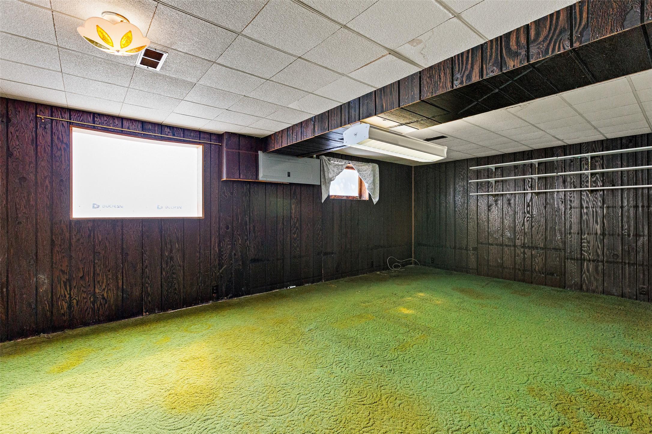 1220 25Th Avenue, Creston, BC - Indoor
