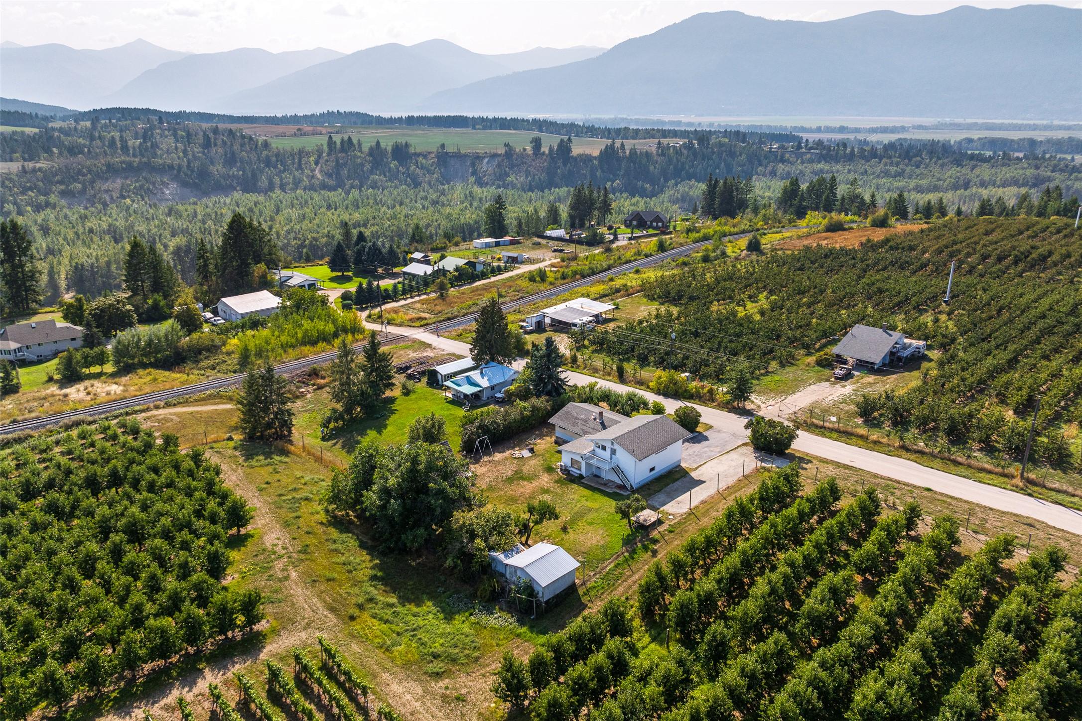 1220 25Th Avenue, Creston, BC - Outdoor With View