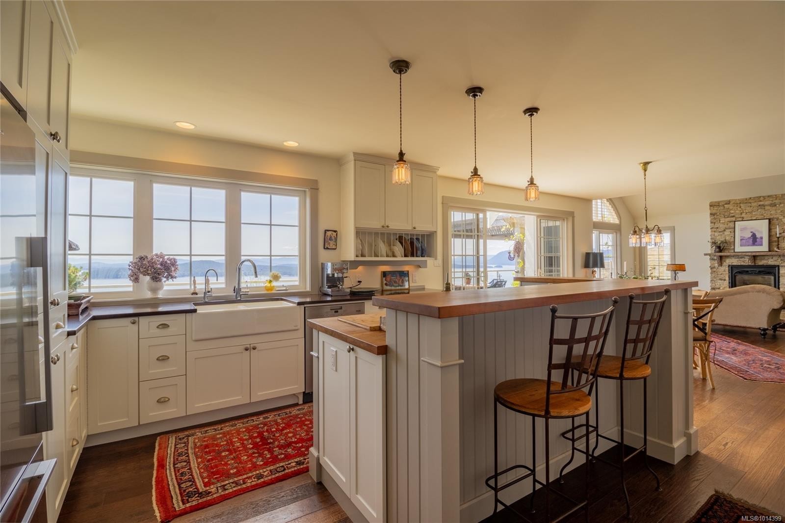 5919 Pirates Rd, Pender Island, BC