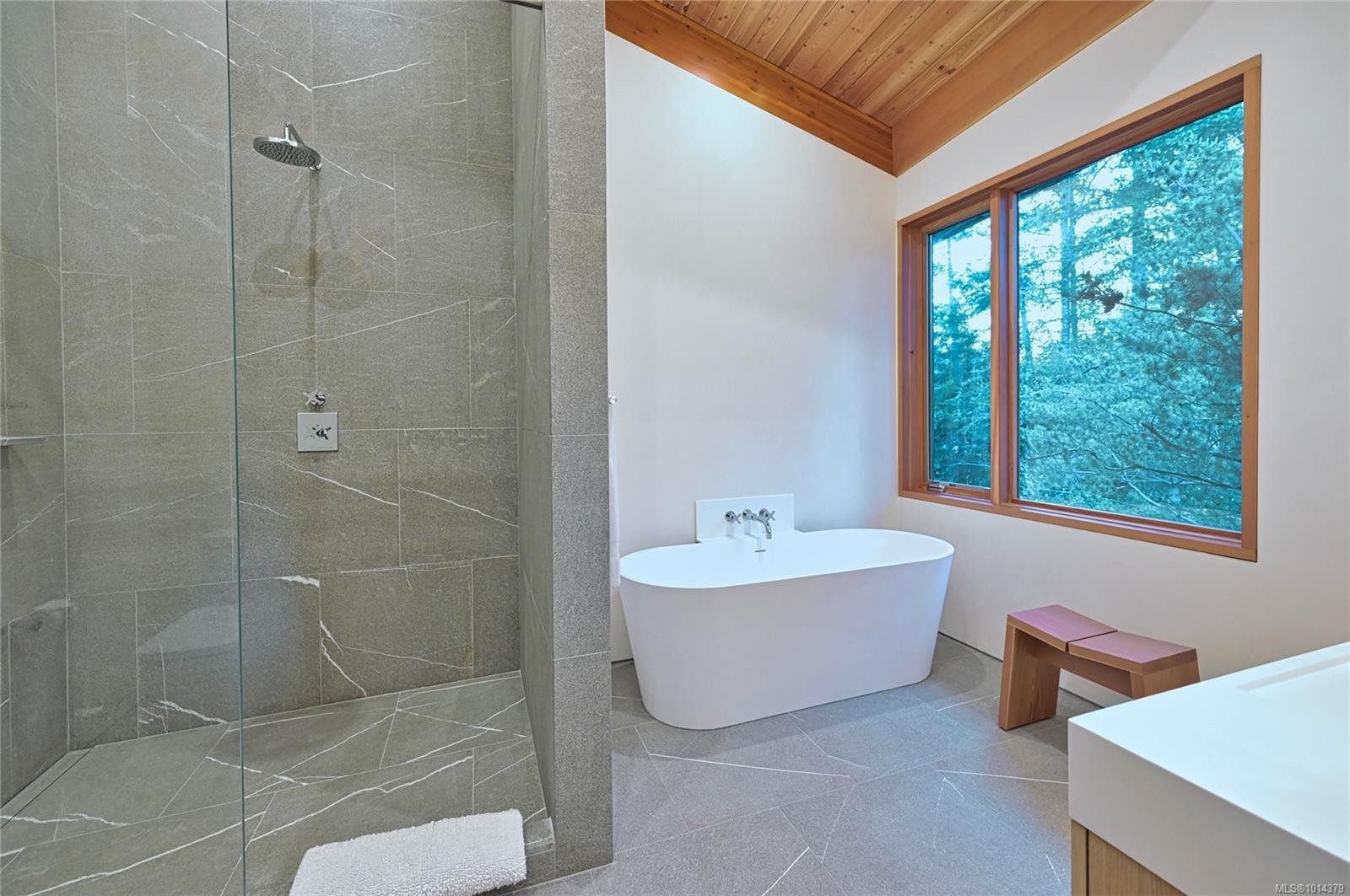 3200 Clam Bay Rd, Pender Island, BC