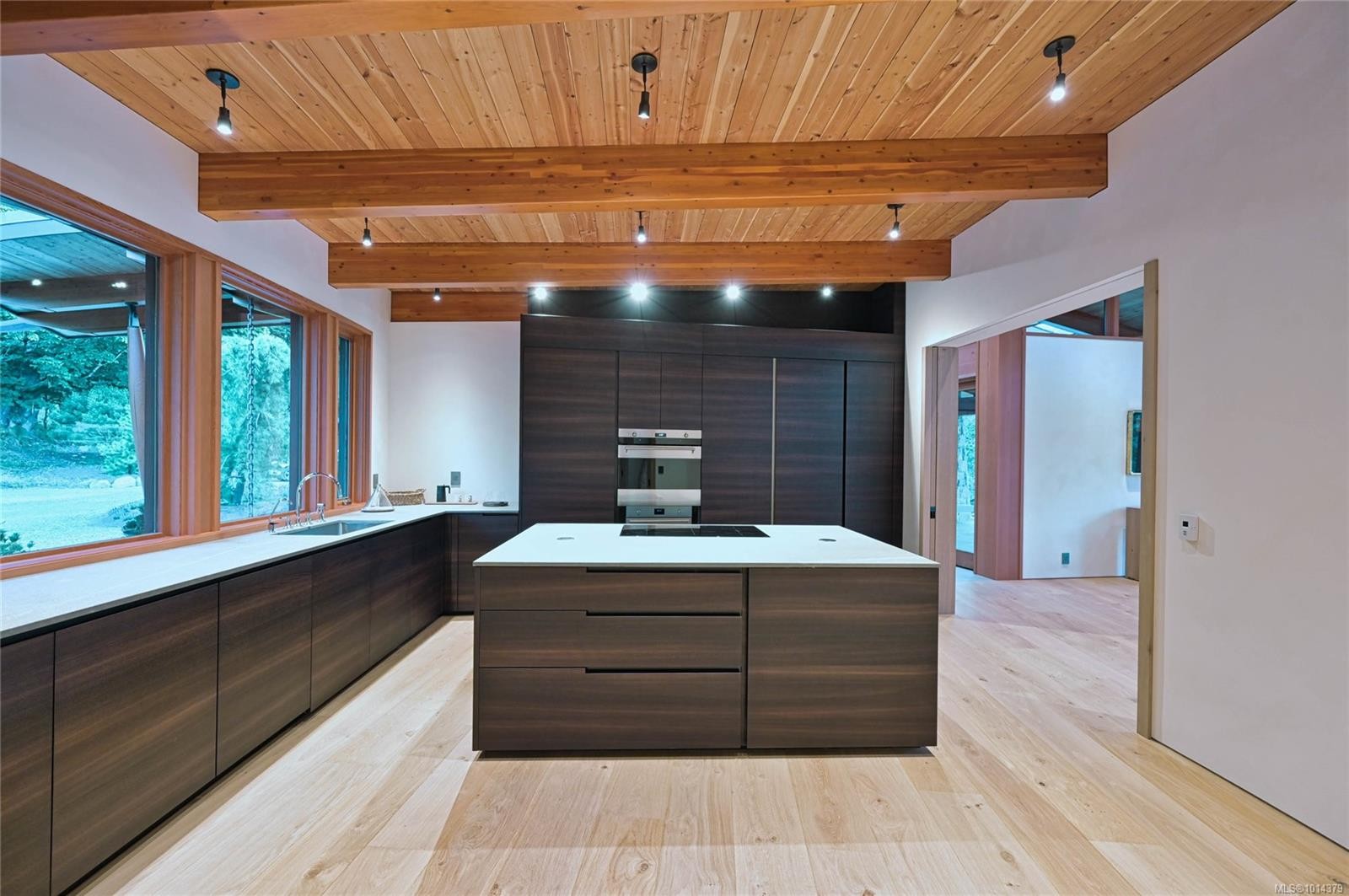 3200 Clam Bay Rd, Pender Island, BC