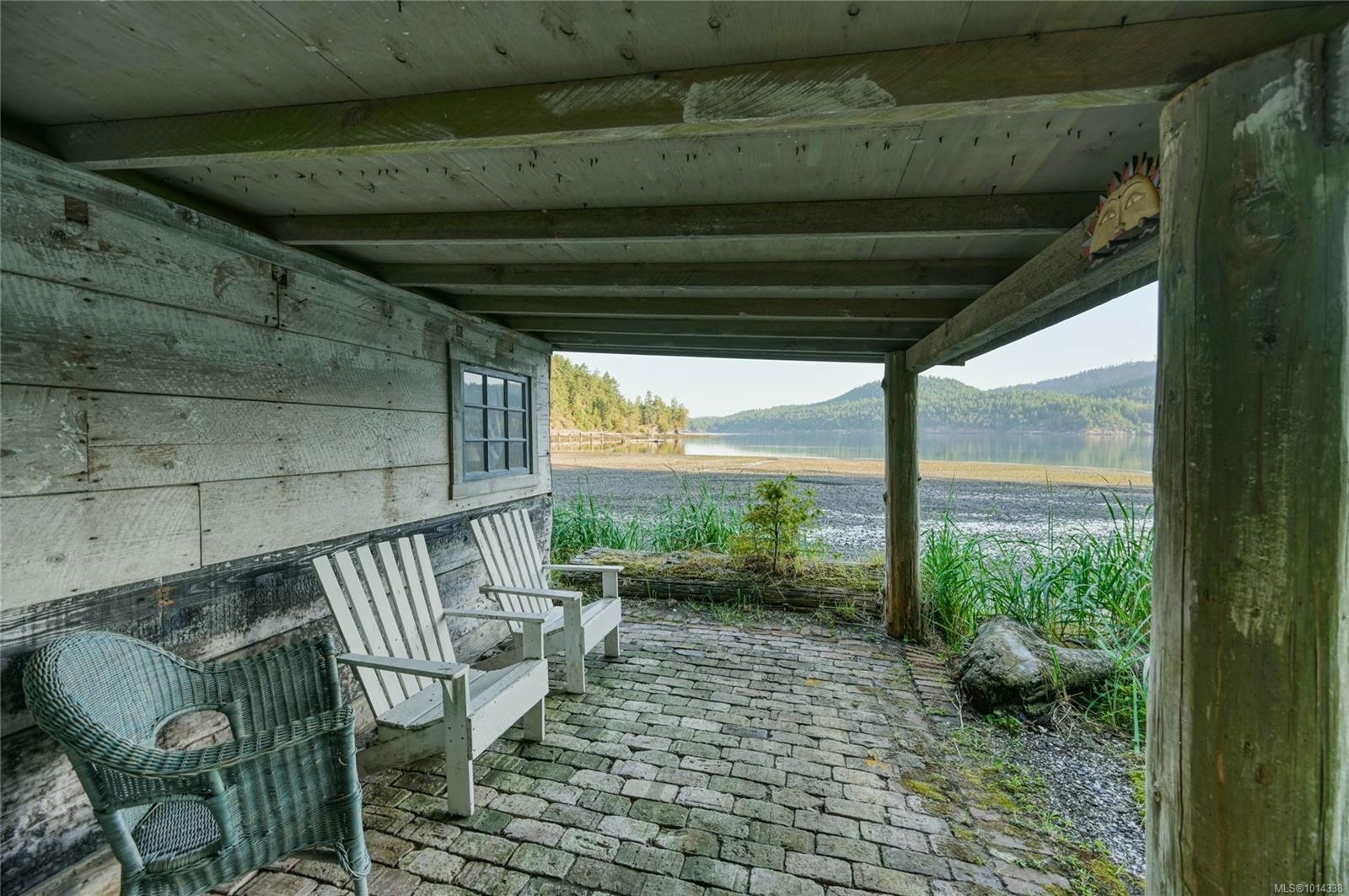 3200 Clam Bay Rd, Pender Island, BC