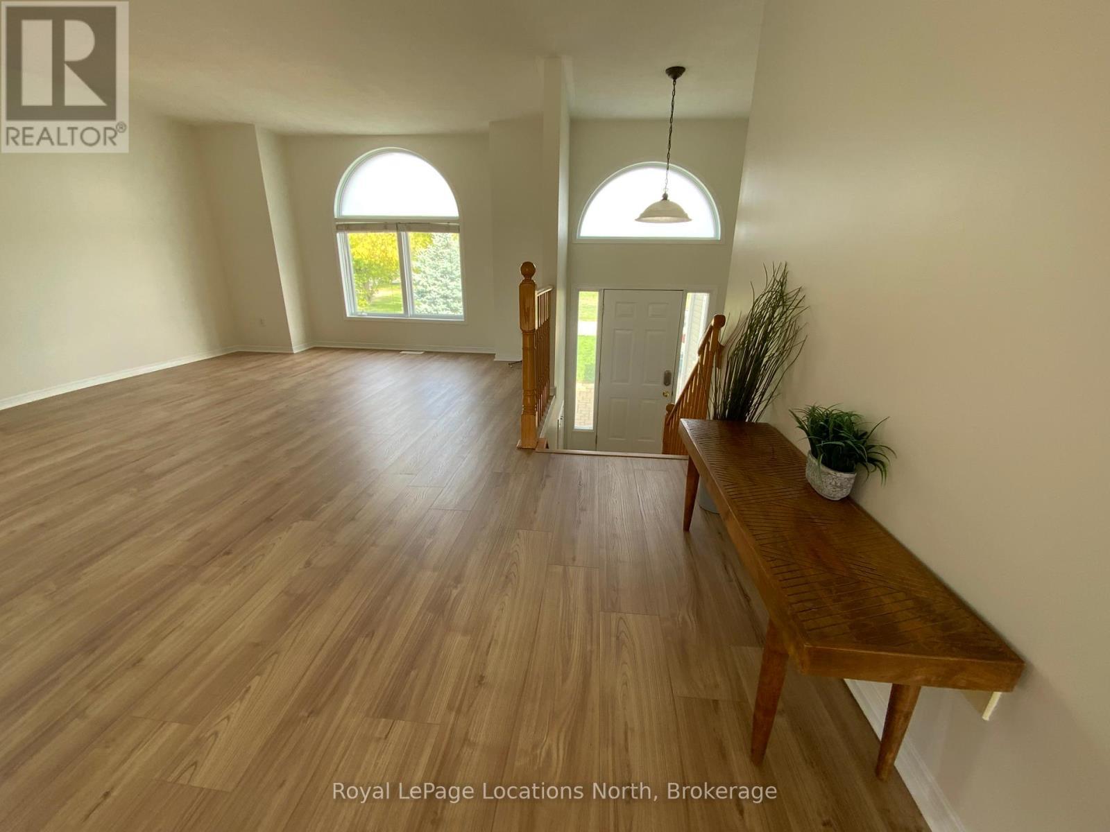 210 Quebec Street, Clearview (Stayner), ON - Indoor Photo Showing Other Room