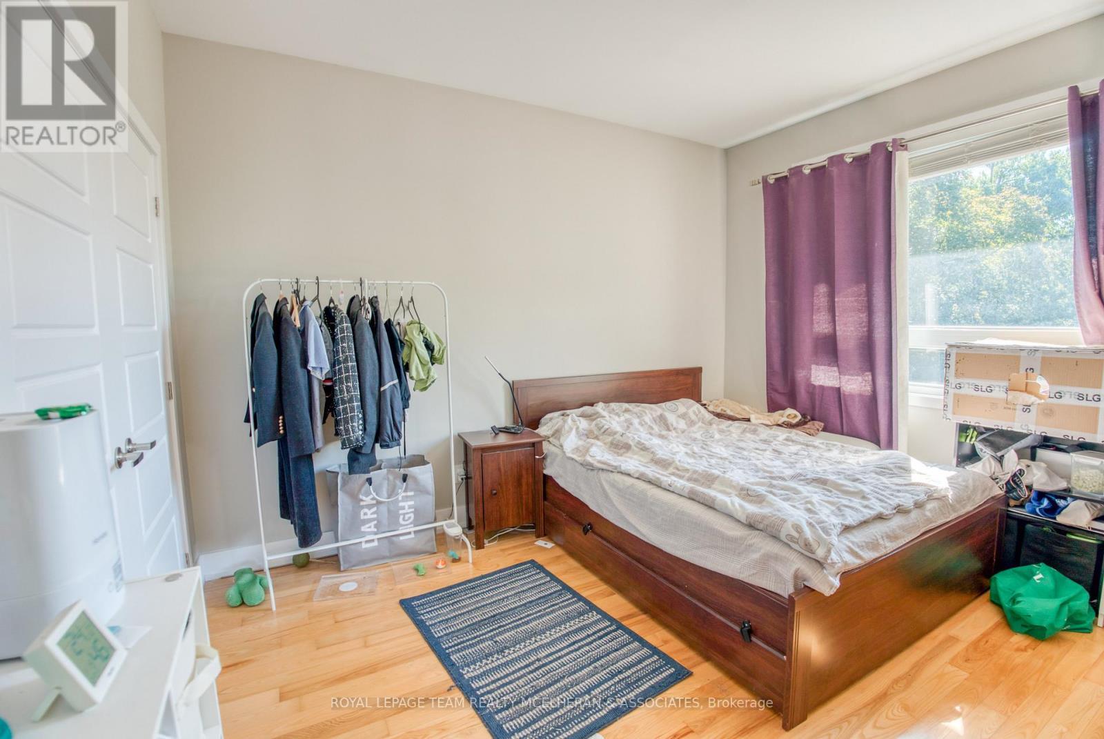 1055 Secord Avenue, Ottawa, ON - Indoor Photo Showing Bedroom