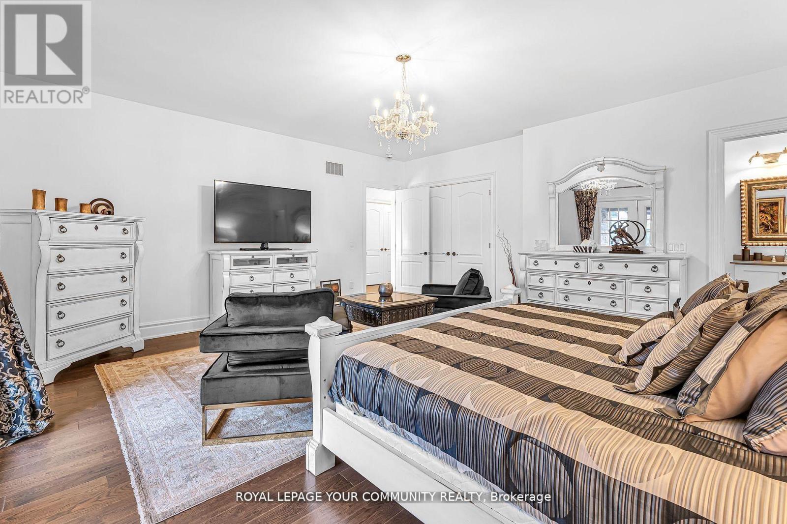 49 Lavender Valley Road, King, ON - Indoor Photo Showing Bedroom