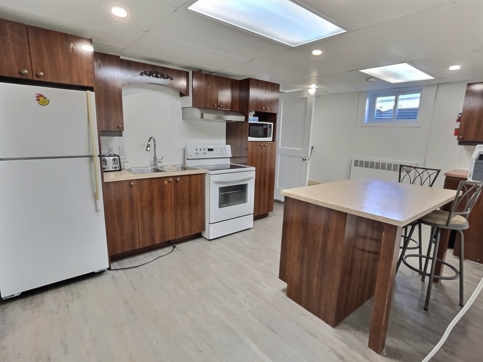 Kitchenette - 105 - 109 Rue Notre-Dame E., Thetford Mines, QC - Indoor Photo Showing Kitchen