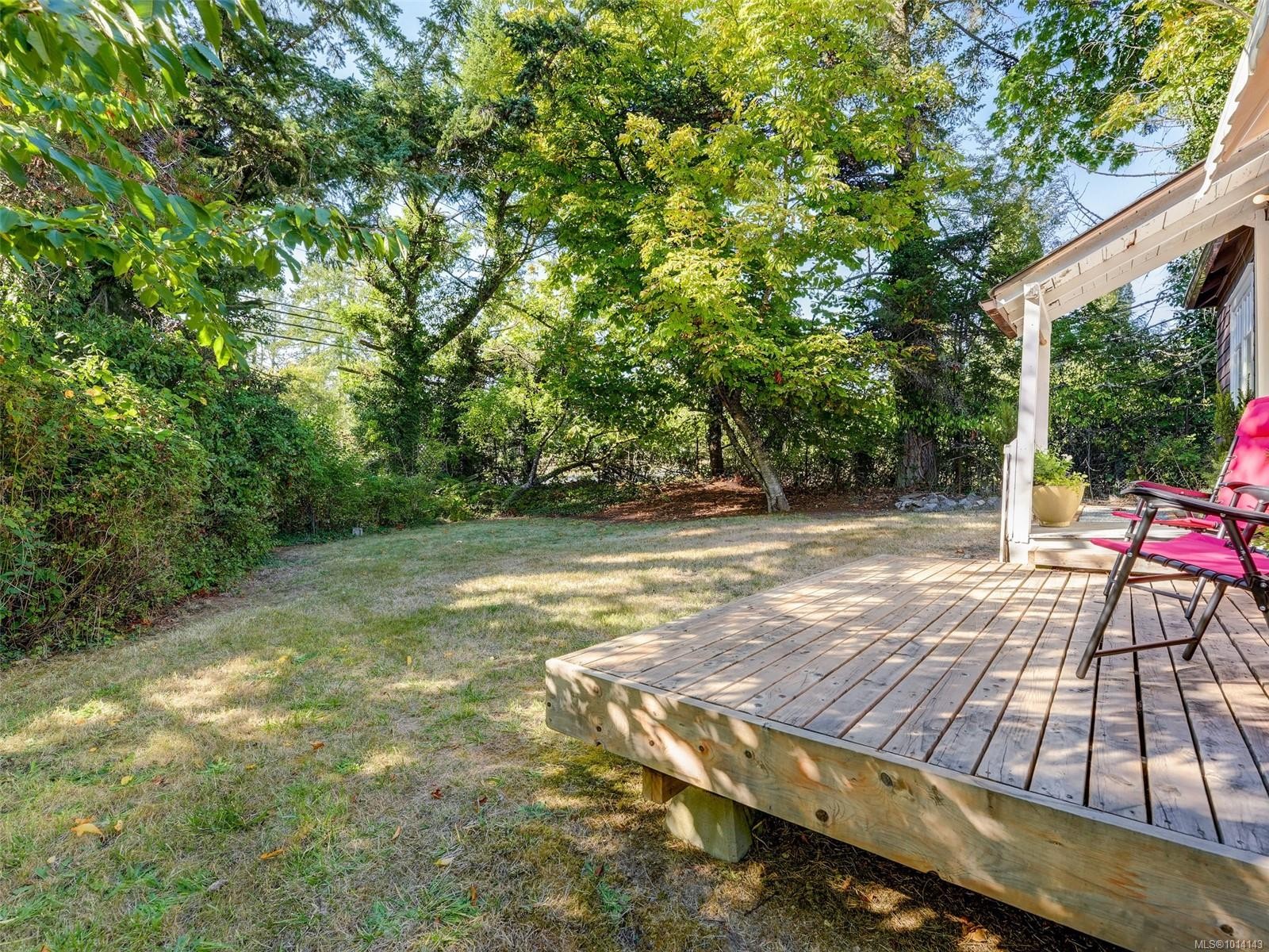 1021 Tatlow Rd, North Saanich, BC