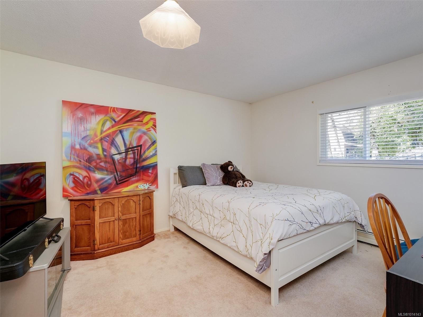 1021 Tatlow Rd, North Saanich, BC