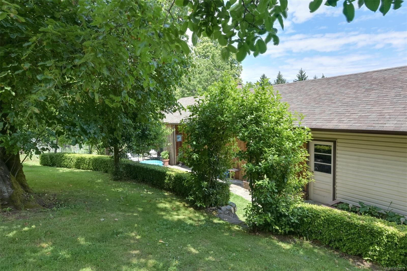 5489 Forest Hill Rd, Saanich, BC