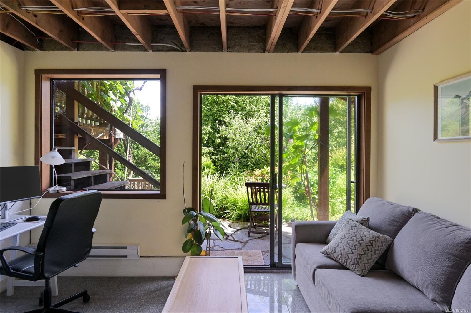 5489 Forest Hill Rd, Saanich, BC