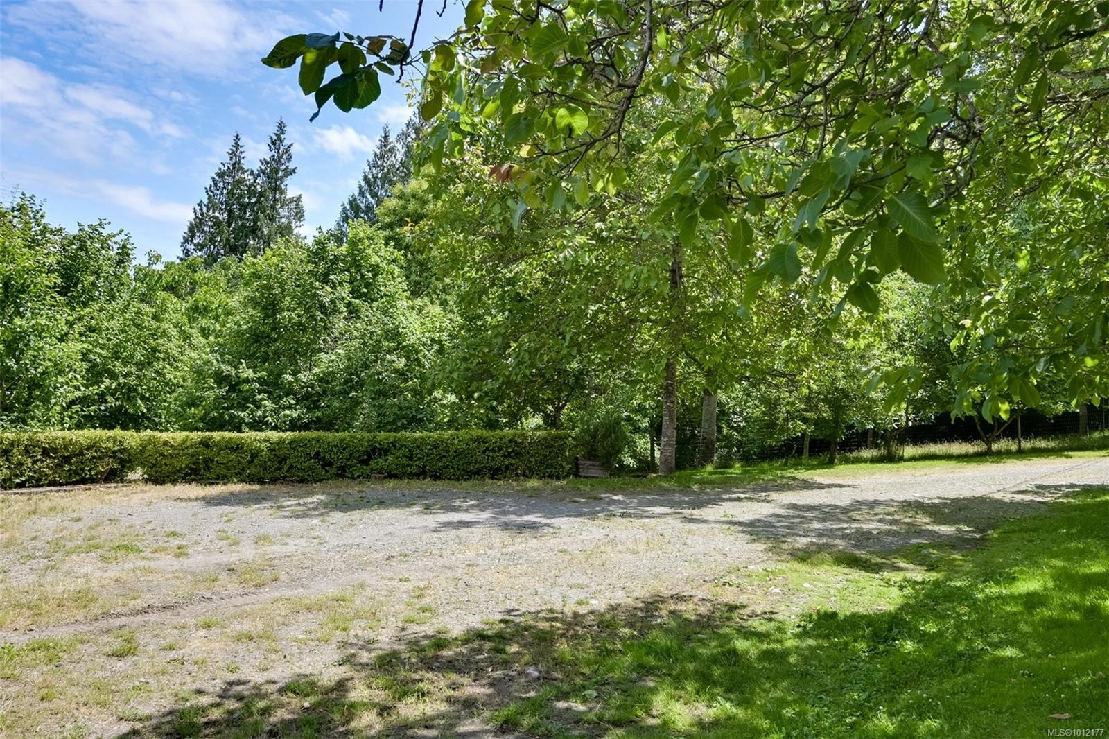 5489 Forest Hill Rd, Saanich, BC