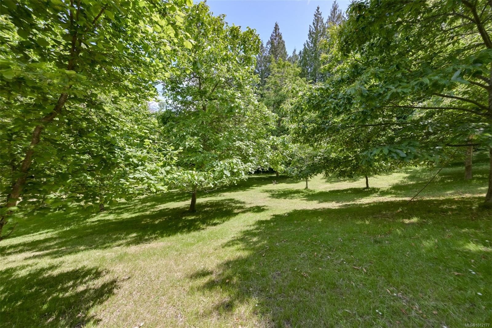 5489 Forest Hill Rd, Saanich, BC