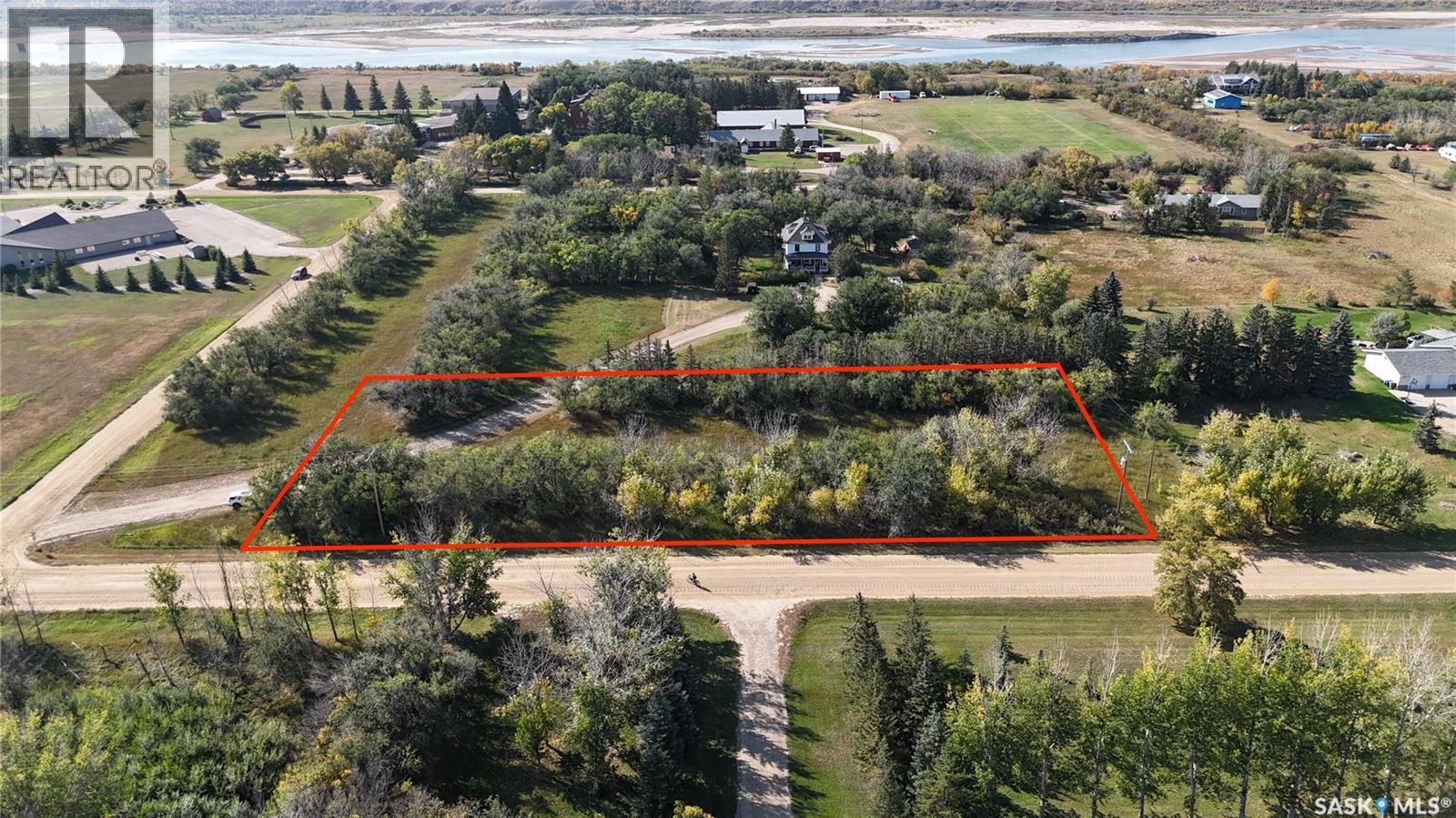 17-30 Mckenzie Street N, Outlook, SK