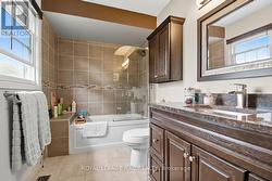 MASTER BEDROOM ENSUITE -