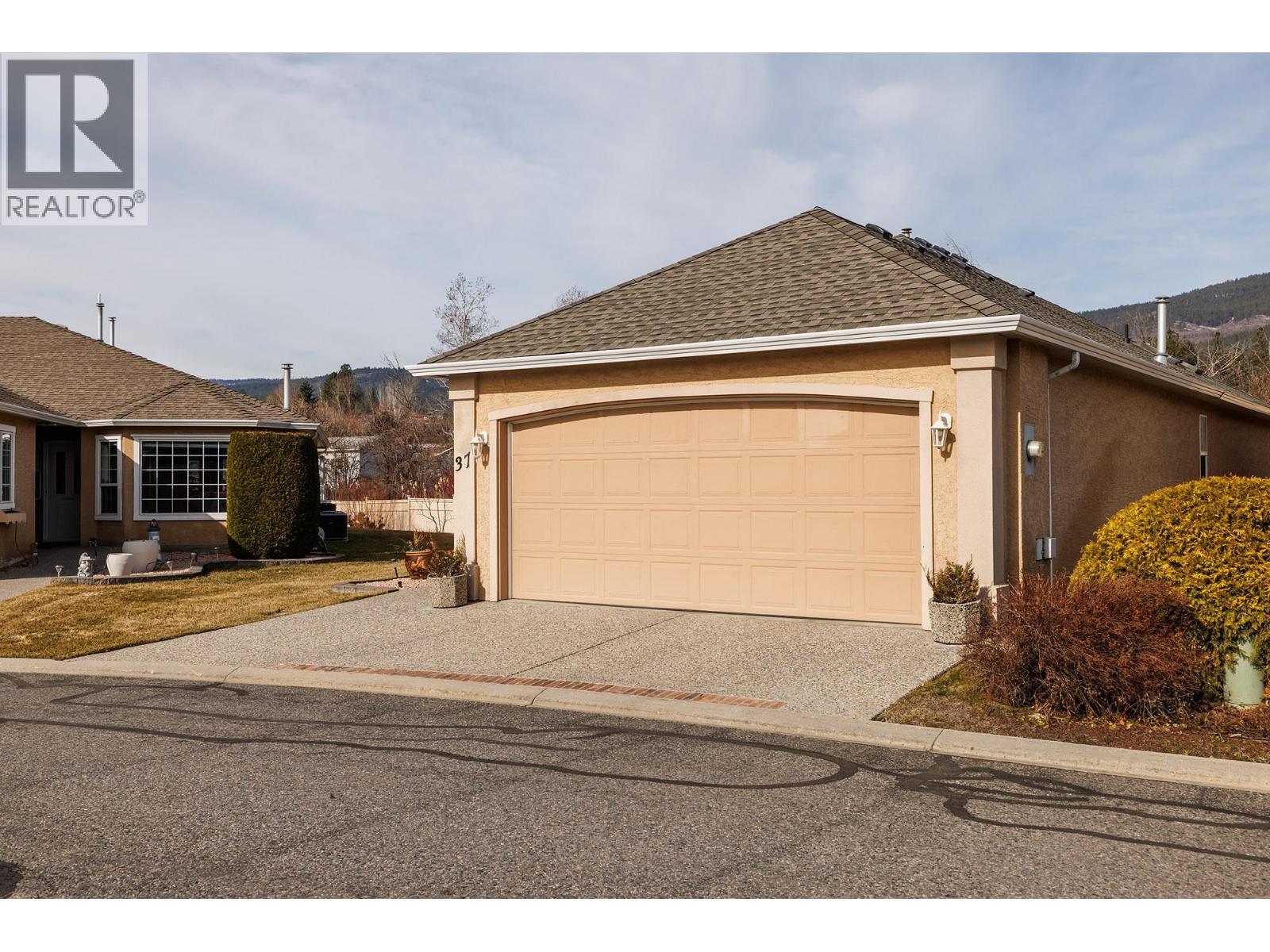 2250 Louie Drive Unit# 37, Westbank, BC - Outdoor With Exterior