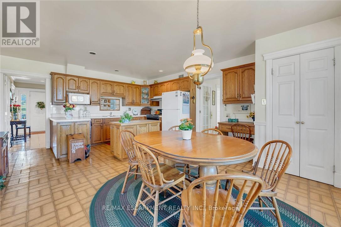 5581 King Street, Lincoln, ON - Indoor Photo Showing Dining Room
